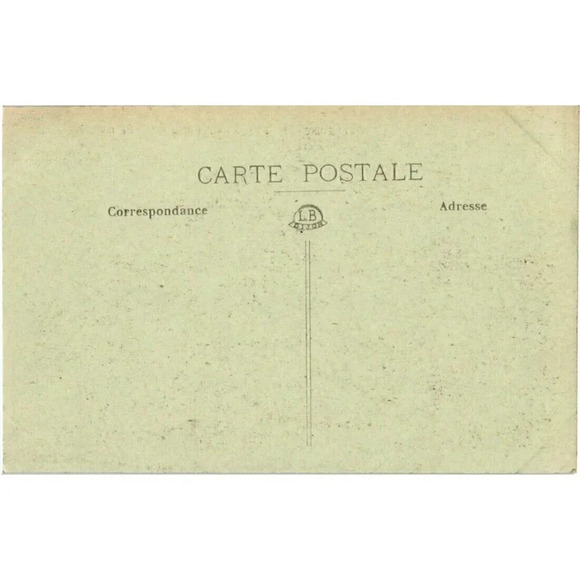 No. 81 BEAUNE Place Monge Ancien Hôtel de la Mare (Librairie) - France Postcard - Picture 2 of 2